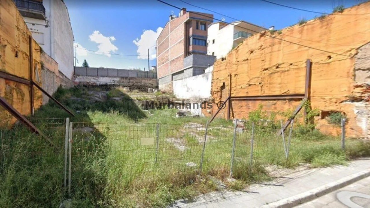 Foto de un terreno o una obra parada para mostrar en el detalle del inmueble