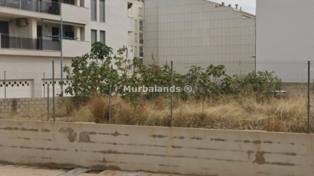 Foto de un terreno o una obra parada para mostrar en el detalle del inmueble