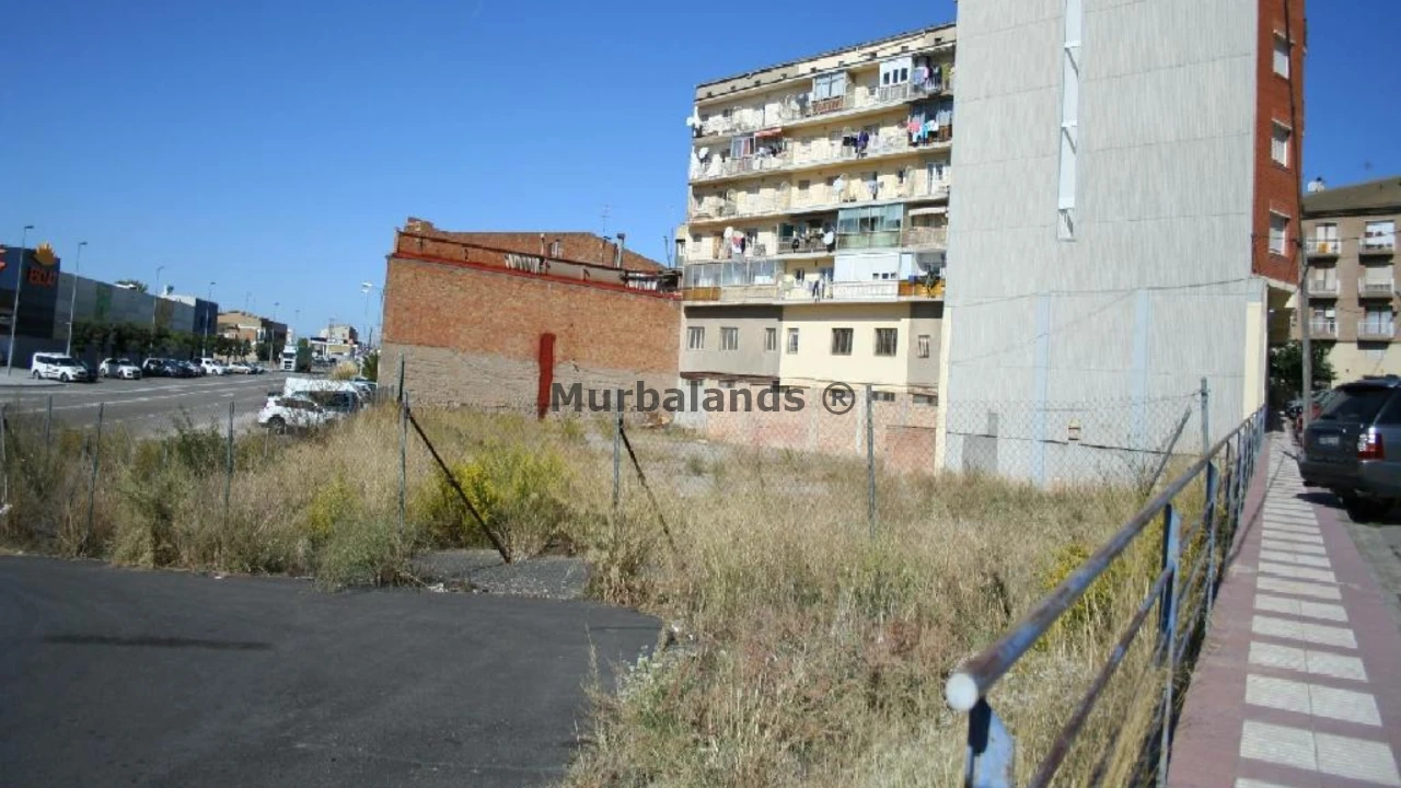 Foto de un terreno o una obra parada para mostrar en el detalle del inmueble