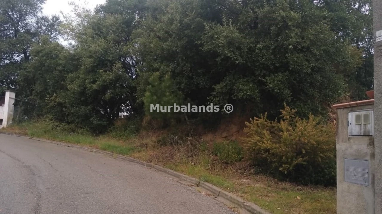 Foto de un terreno o una obra parada para mostrar en el detalle del inmueble