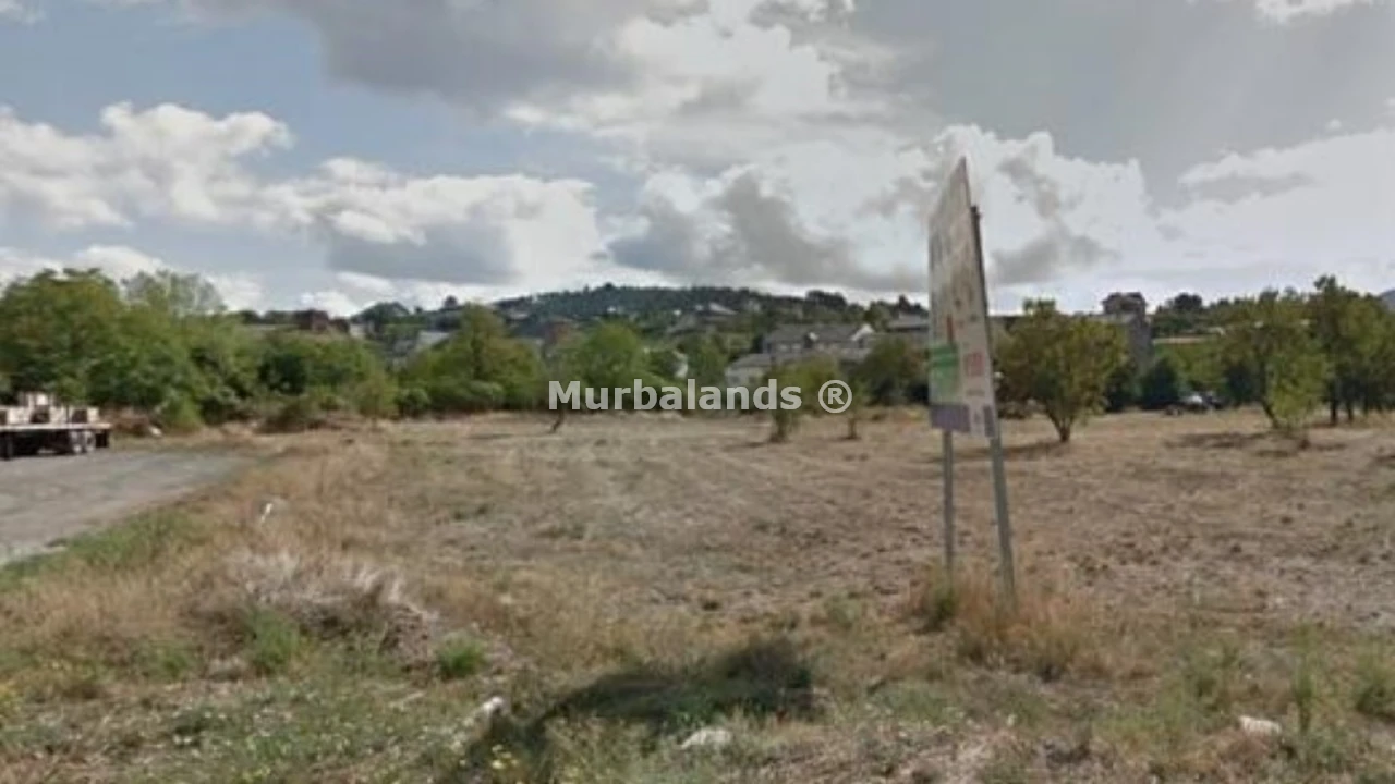 Foto de un terreno o una obra parada para mostrar en el detalle del inmueble