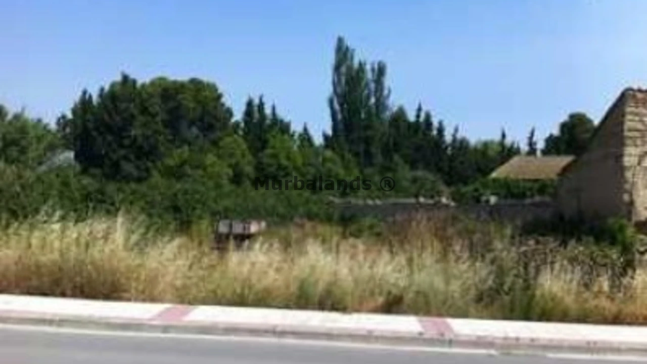 Foto de un terreno o una obra parada para mostrar en el detalle del inmueble