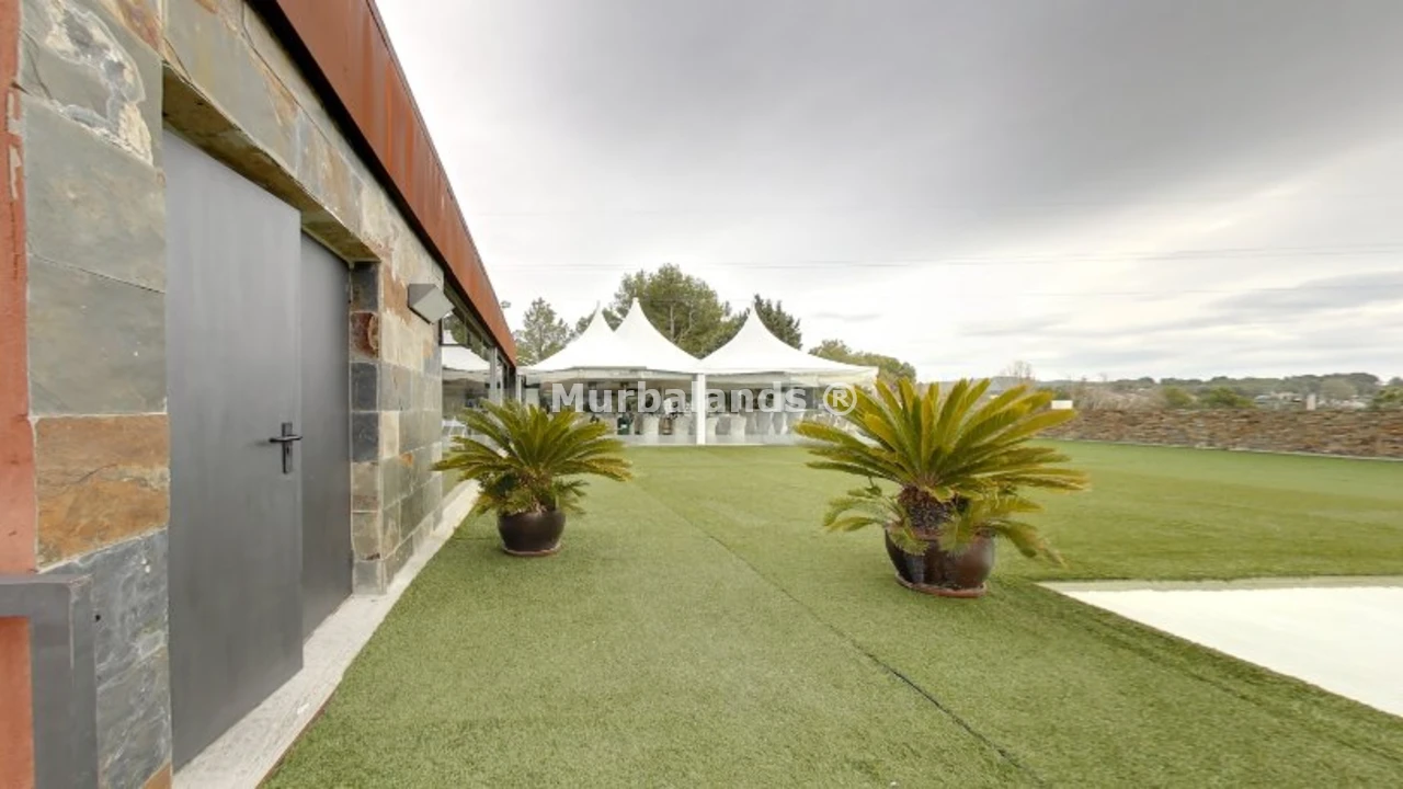 Foto de un terreno o una obra parada para mostrar en el detalle del inmueble