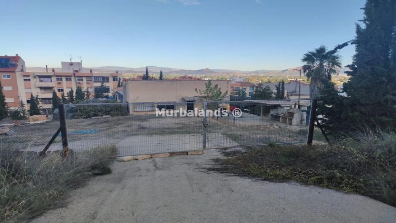 Foto de un terreno o una obra parada para mostrar en el detalle del inmueble