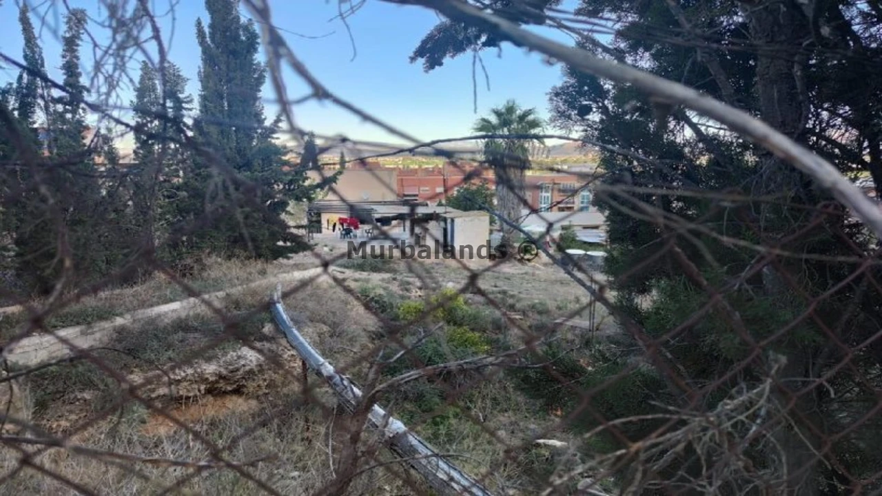 Foto de un terreno o una obra parada para mostrar en el detalle del inmueble
