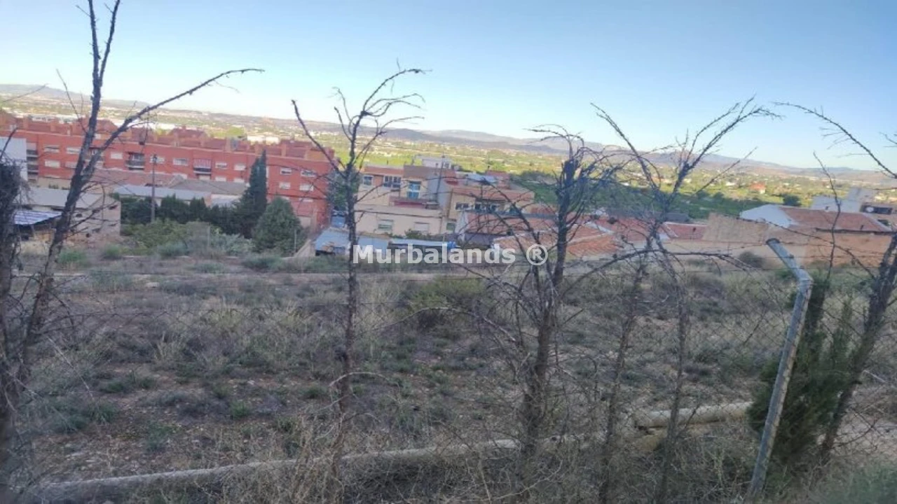 Foto de un terreno o una obra parada para mostrar en el detalle del inmueble