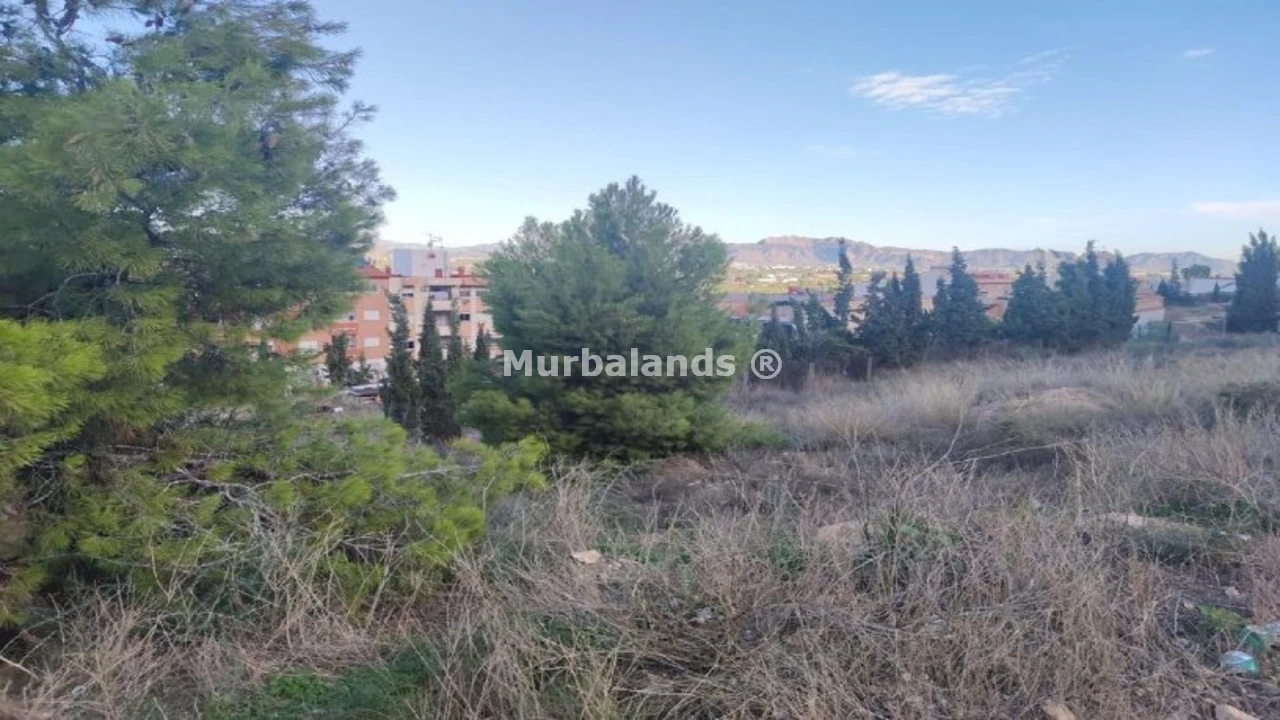 Foto de un terreno o una obra parada para mostrar en el detalle del inmueble