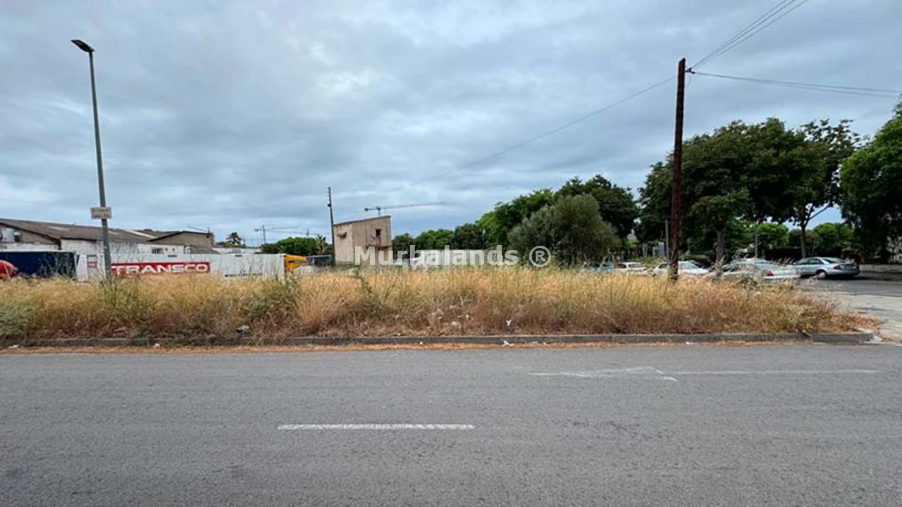 Foto de un terreno o una obra parada para mostrar en el detalle del inmueble