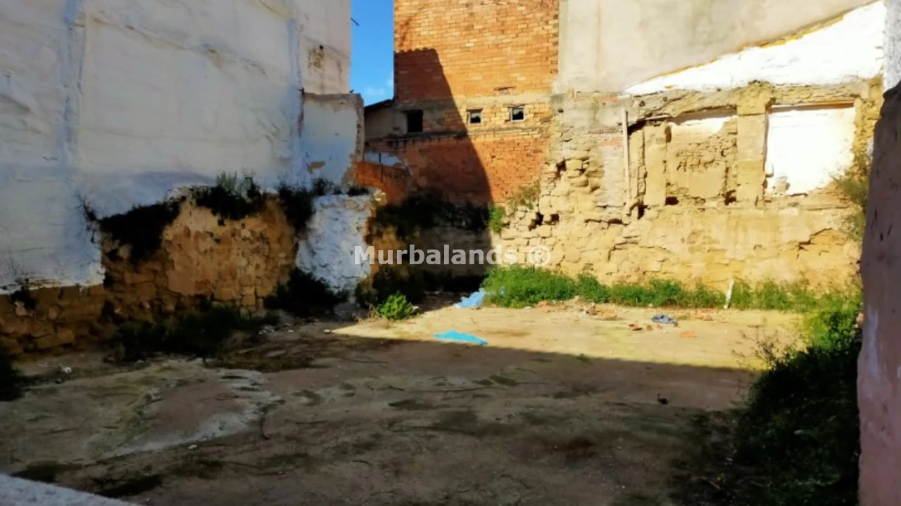 Foto de un terreno o una obra parada para mostrar en el detalle del inmueble