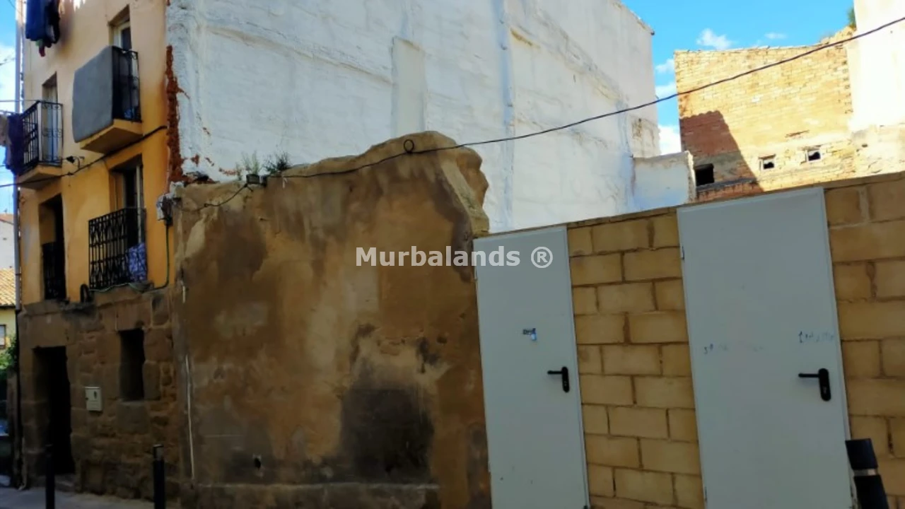 Foto de un terreno o una obra parada para mostrar en el detalle del inmueble