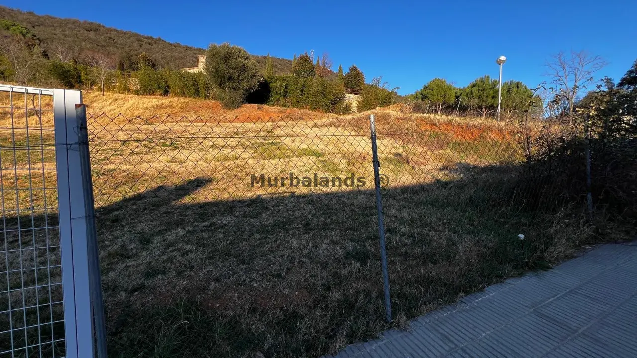 Foto de un terreno o una obra parada para mostrar en el detalle del inmueble
