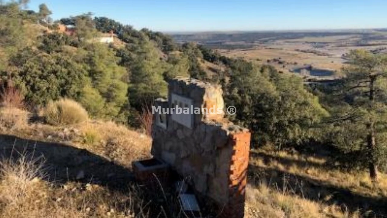 Foto de un terreno o una obra parada para mostrar en el detalle del inmueble