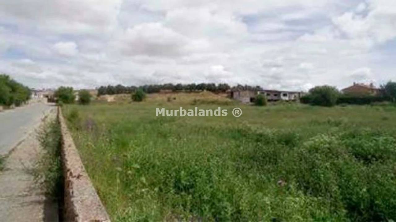 Foto de un terreno o una obra parada para mostrar en el detalle del inmueble