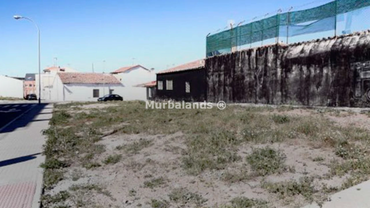 Foto de un terreno o una obra parada para mostrar en el detalle del inmueble