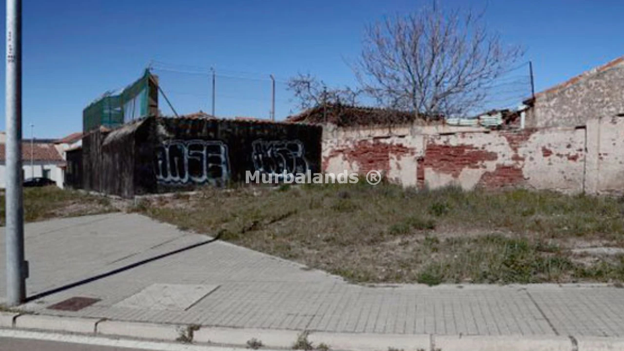 Foto de un terreno o una obra parada para mostrar en el detalle del inmueble