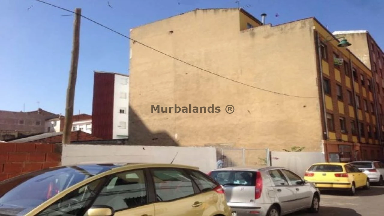 Foto de un terreno o una obra parada para mostrar en el detalle del inmueble