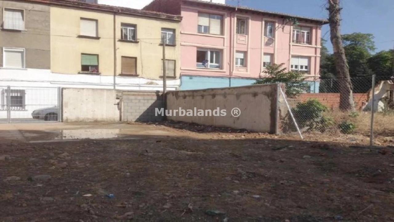 Foto de un terreno o una obra parada para mostrar en el detalle del inmueble