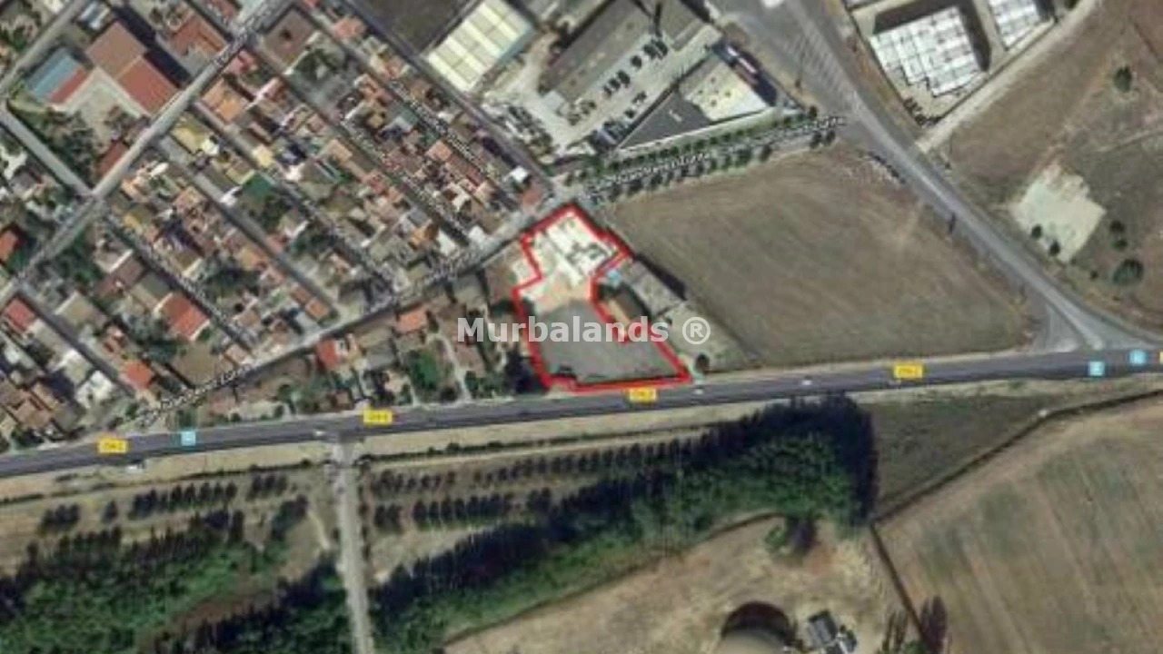 Foto de un terreno o una obra parada para mostrar en el detalle del inmueble