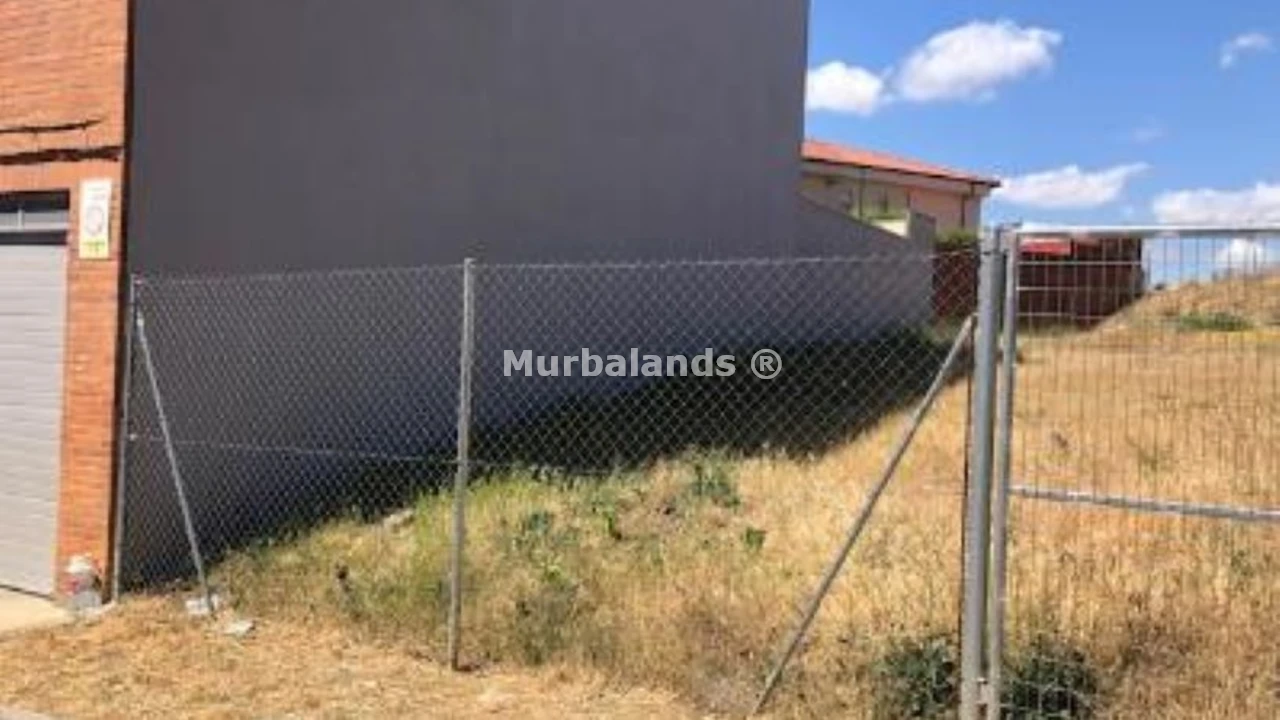 Foto de un terreno o una obra parada para mostrar en el detalle del inmueble