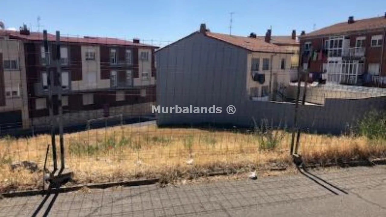 Foto de un terreno o una obra parada para mostrar en el detalle del inmueble