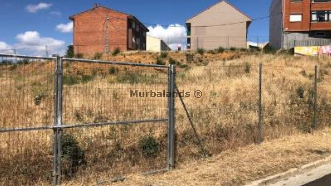 Foto de un terreno o una obra parada para mostrar en el detalle del inmueble