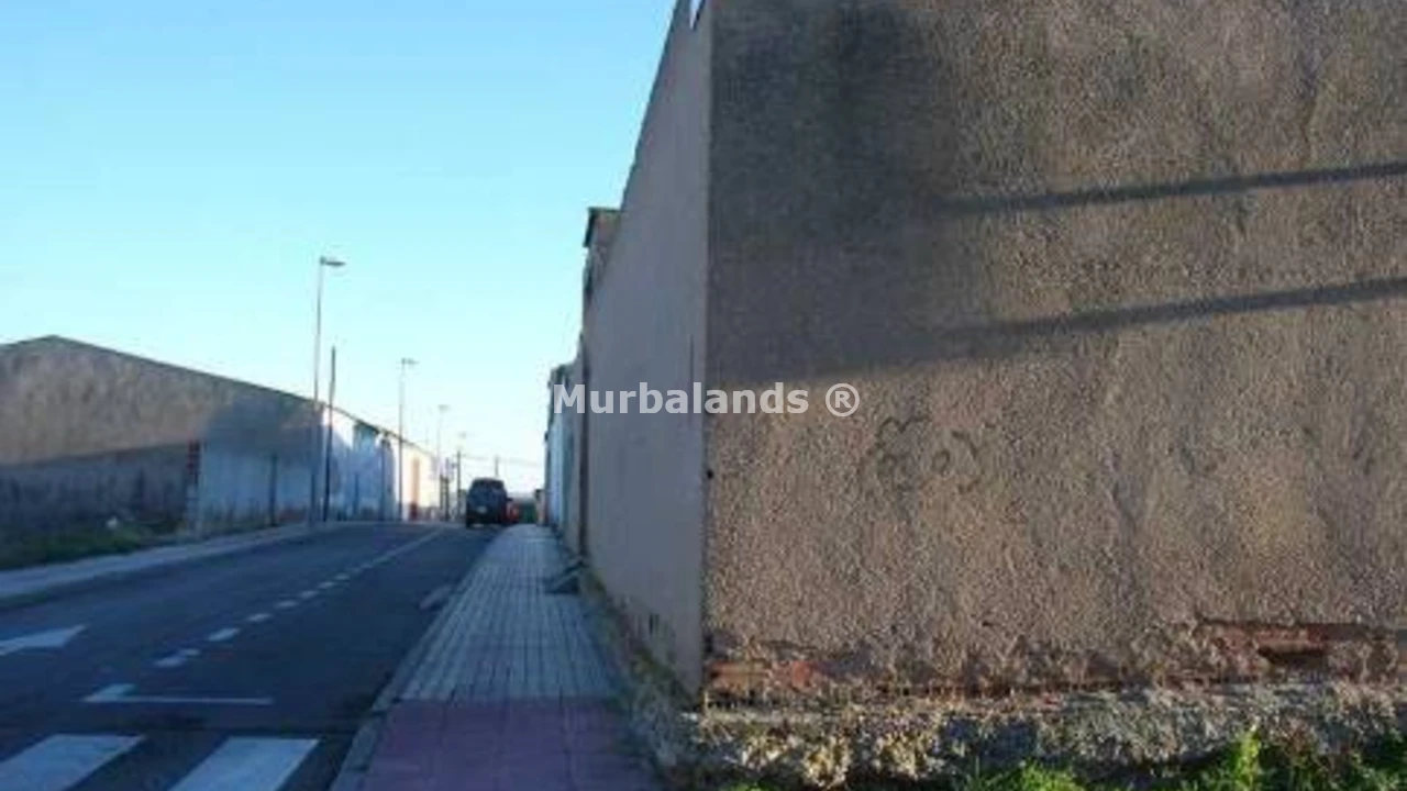 Foto de un terreno o una obra parada para mostrar en el detalle del inmueble