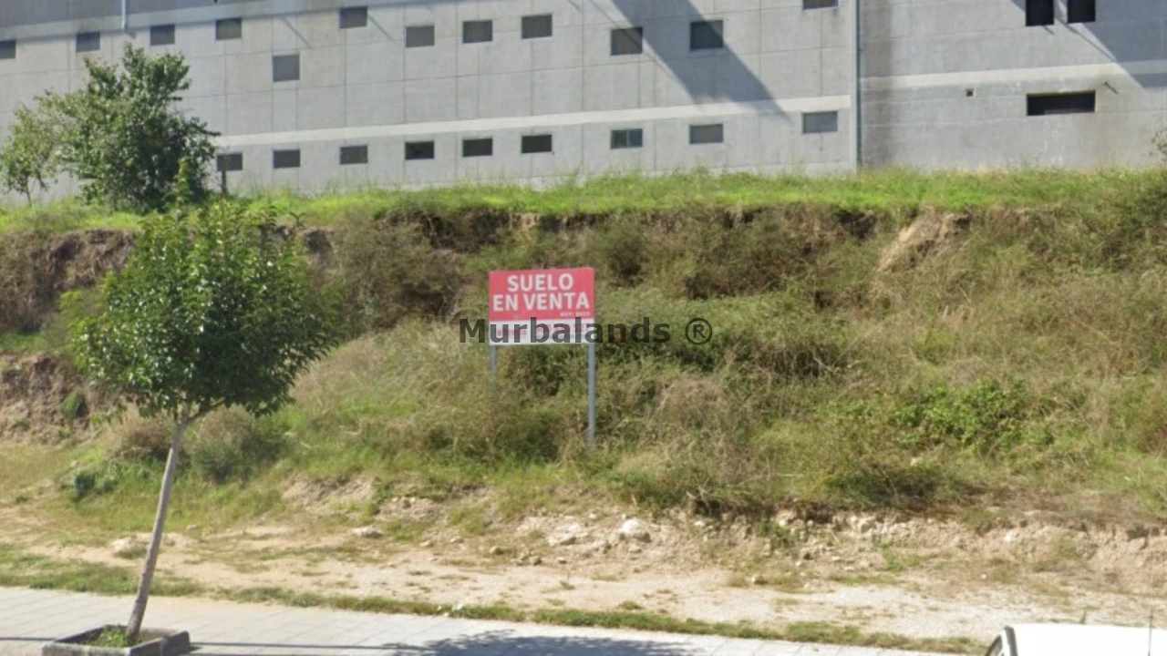 Foto de un terreno o una obra parada para mostrar en el detalle del inmueble