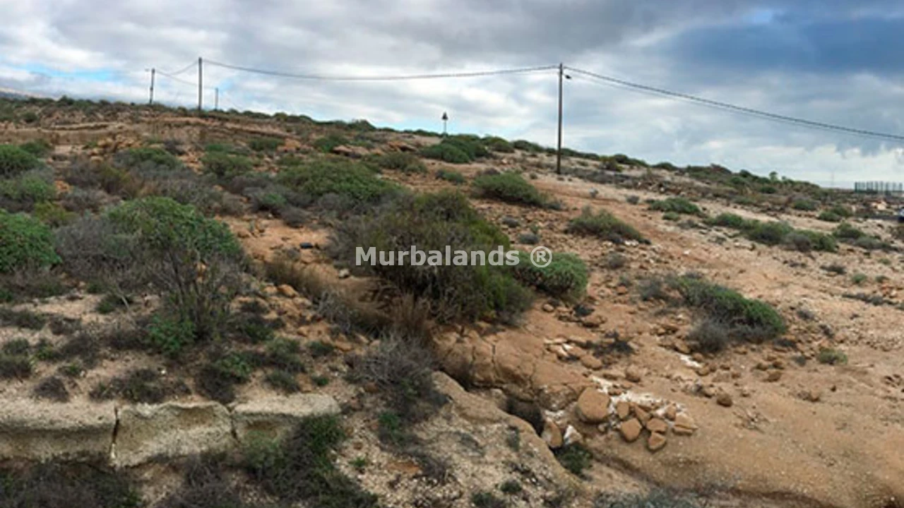 Foto de un terreno o una obra parada para mostrar en el detalle del inmueble