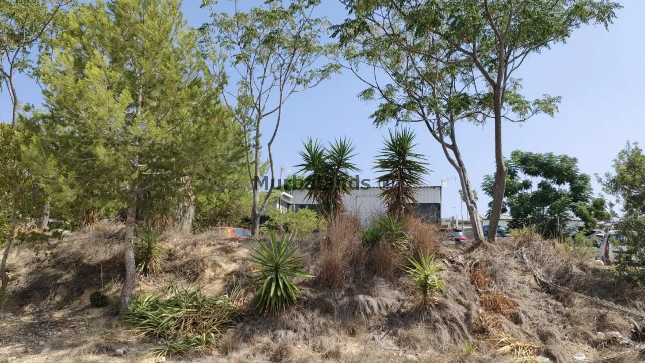 Foto de un terreno o una obra parada para mostrar en el detalle del inmueble