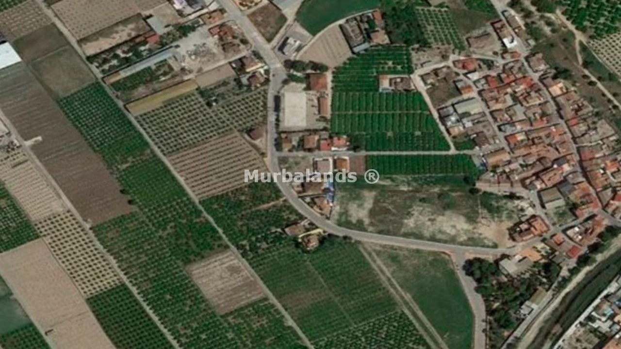 Foto de un terreno o una obra parada para mostrar en el detalle del inmueble