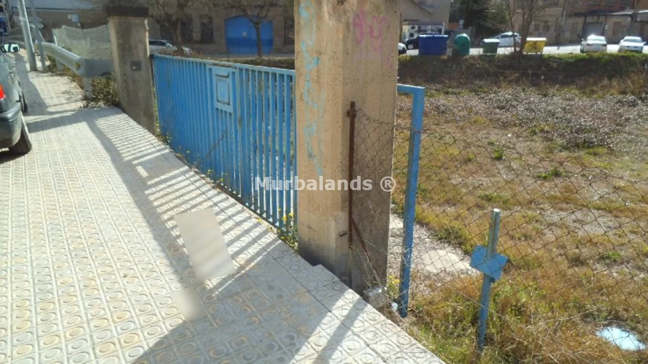 Foto de un terreno o una obra parada para mostrar en el detalle del inmueble