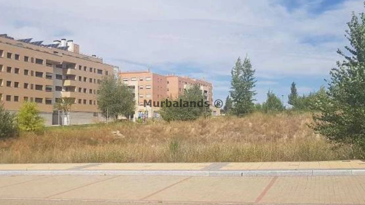Foto de un terreno o una obra parada para mostrar en el detalle del inmueble