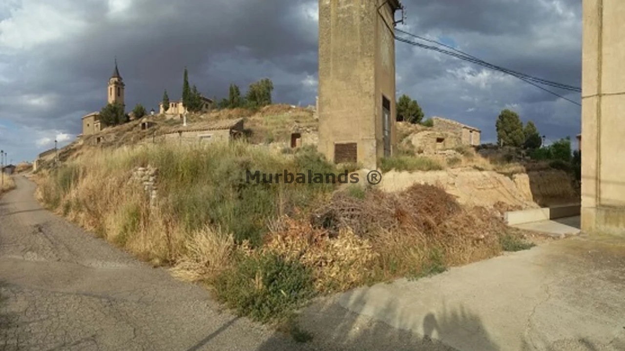Foto de un terreno o una obra parada para mostrar en el detalle del inmueble