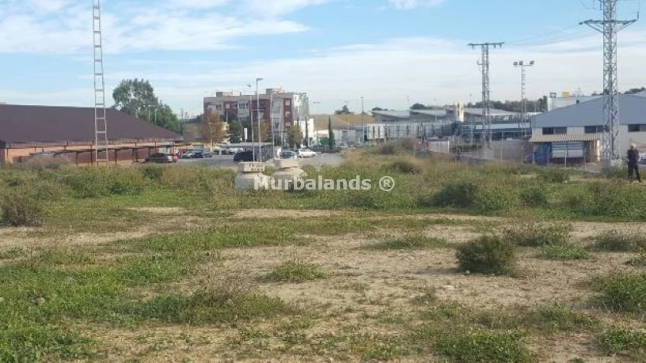 Foto de un terreno o una obra parada para mostrar en el detalle del inmueble