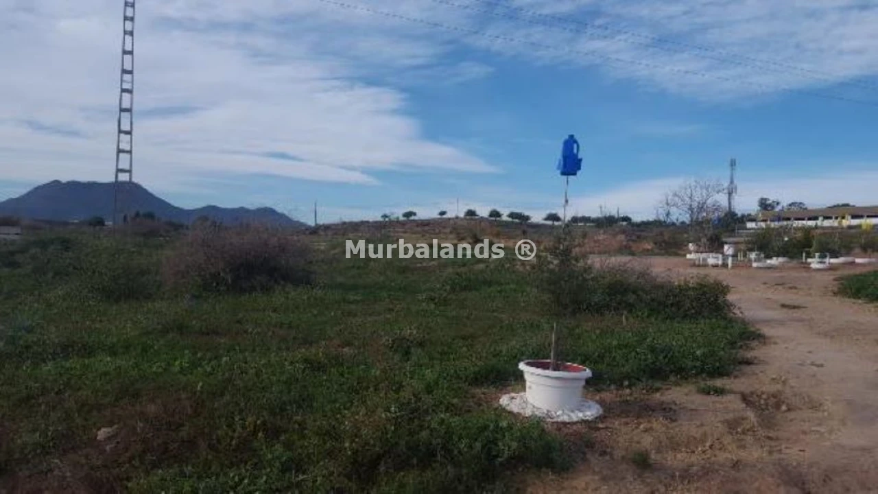 Foto de un terreno o una obra parada para mostrar en el detalle del inmueble