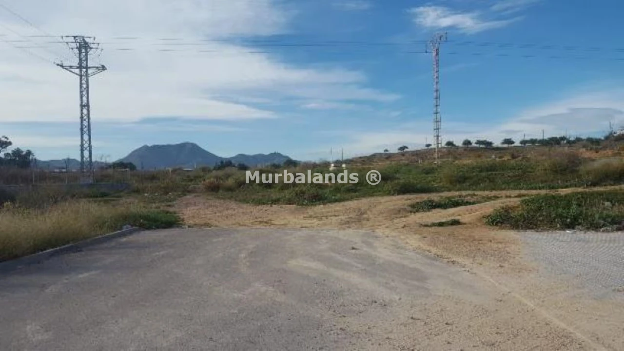 Foto de un terreno o una obra parada para mostrar en el detalle del inmueble