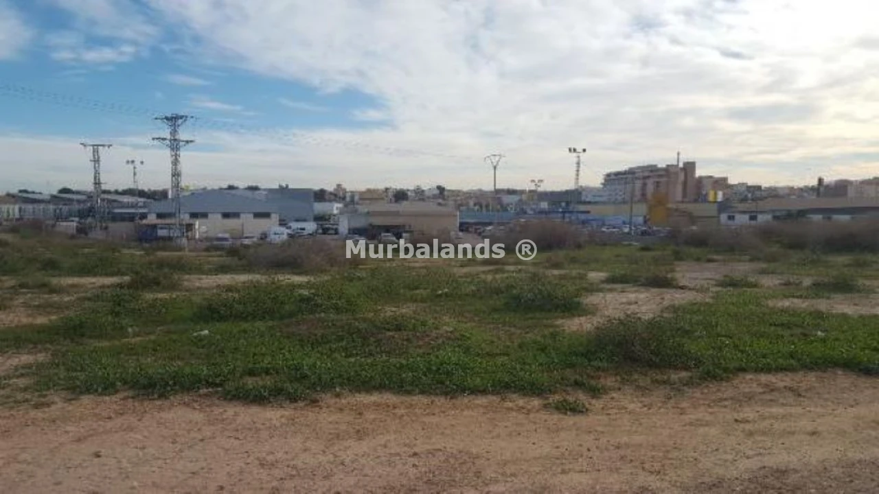 Foto de un terreno o una obra parada para mostrar en el detalle del inmueble