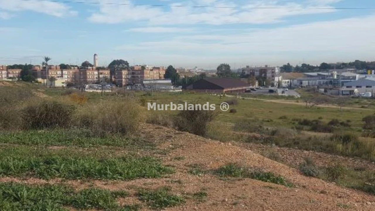Foto de un terreno o una obra parada para mostrar en el detalle del inmueble
