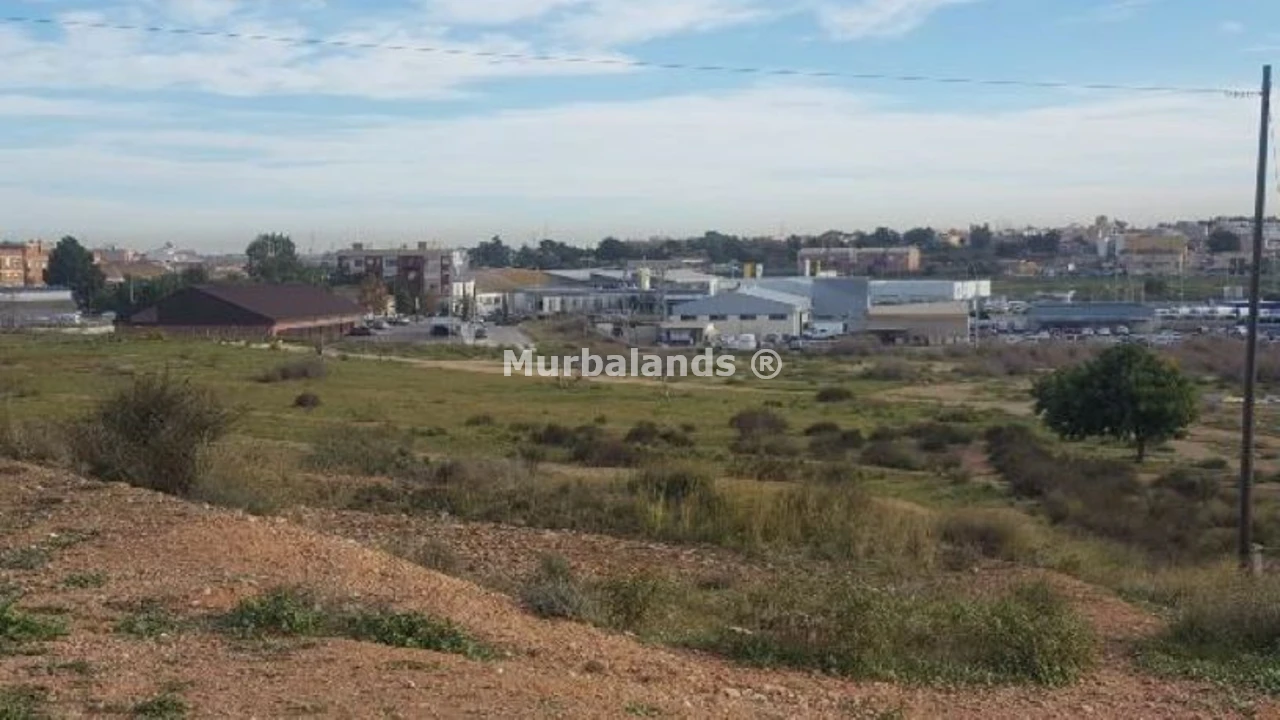 Foto de un terreno o una obra parada para mostrar en el detalle del inmueble