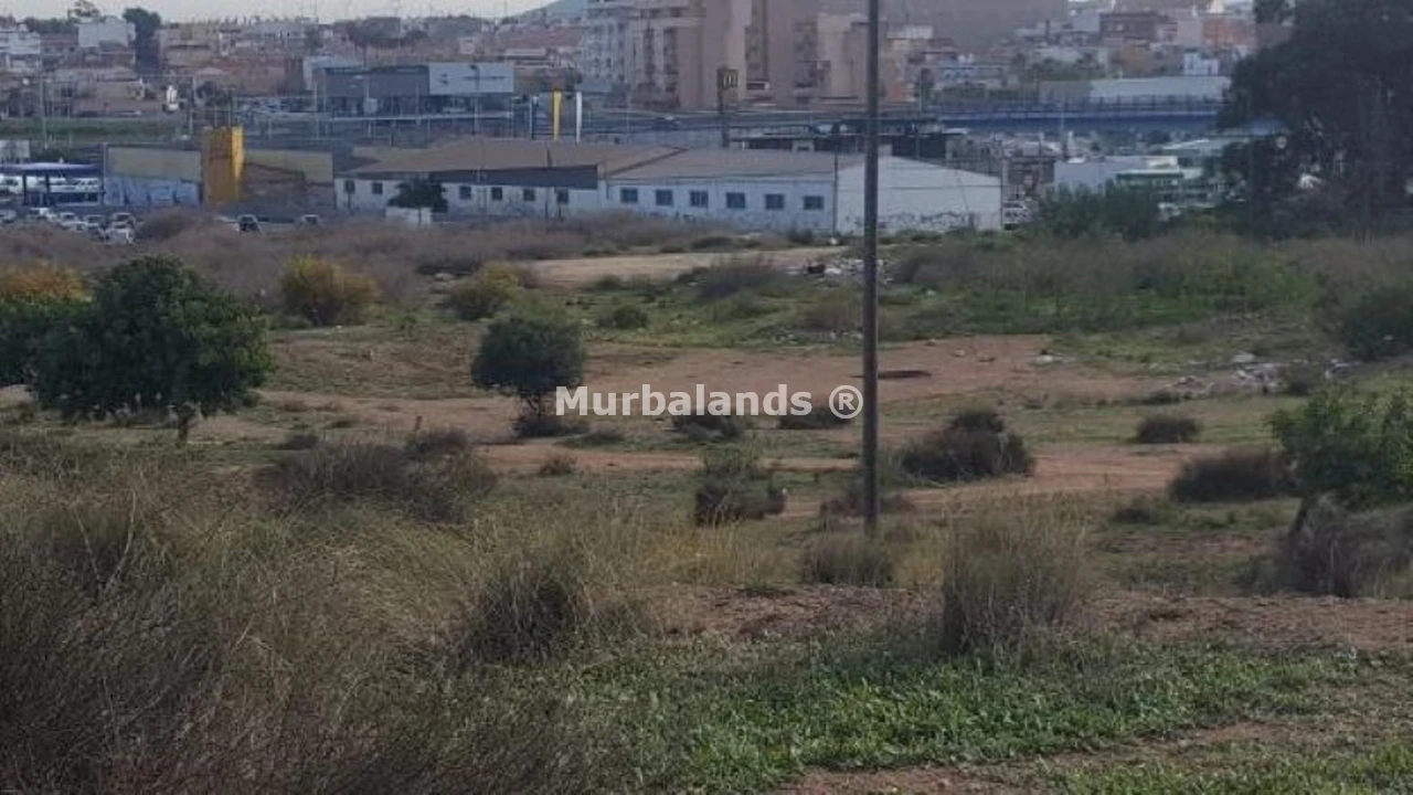 Foto de un terreno o una obra parada para mostrar en el detalle del inmueble