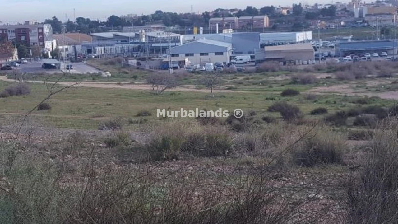 Foto de un terreno o una obra parada para mostrar en el detalle del inmueble