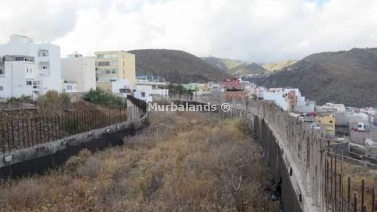 Foto de un terreno o una obra parada para mostrar en el detalle del inmueble