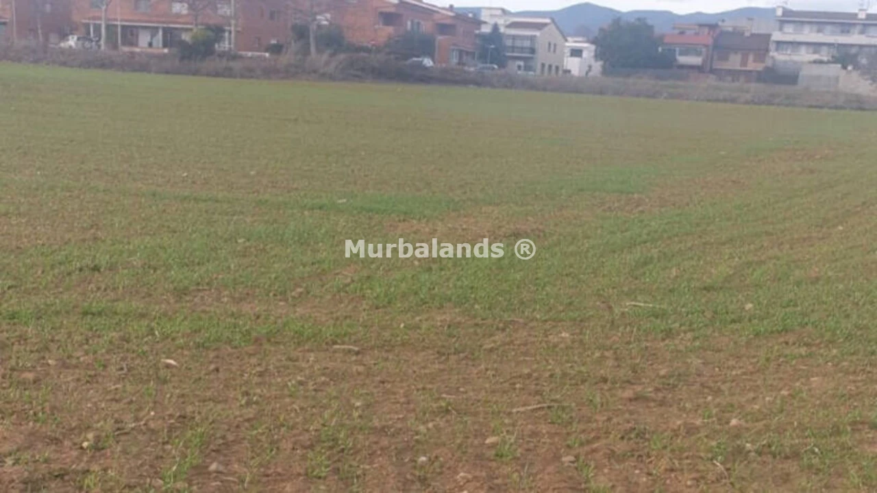 Foto de un terreno o una obra parada para mostrar en el detalle del inmueble