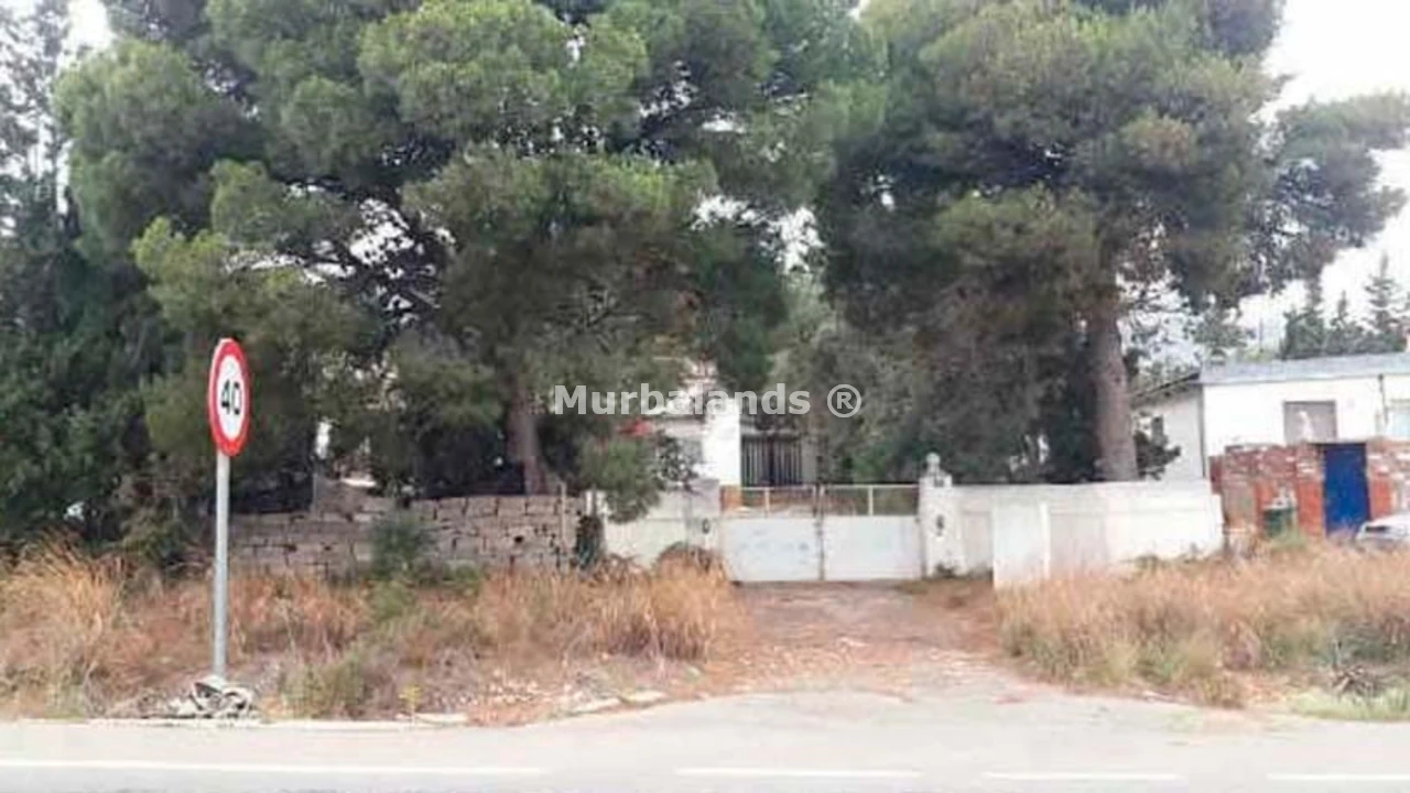 Foto de un terreno o una obra parada para mostrar en el detalle del inmueble