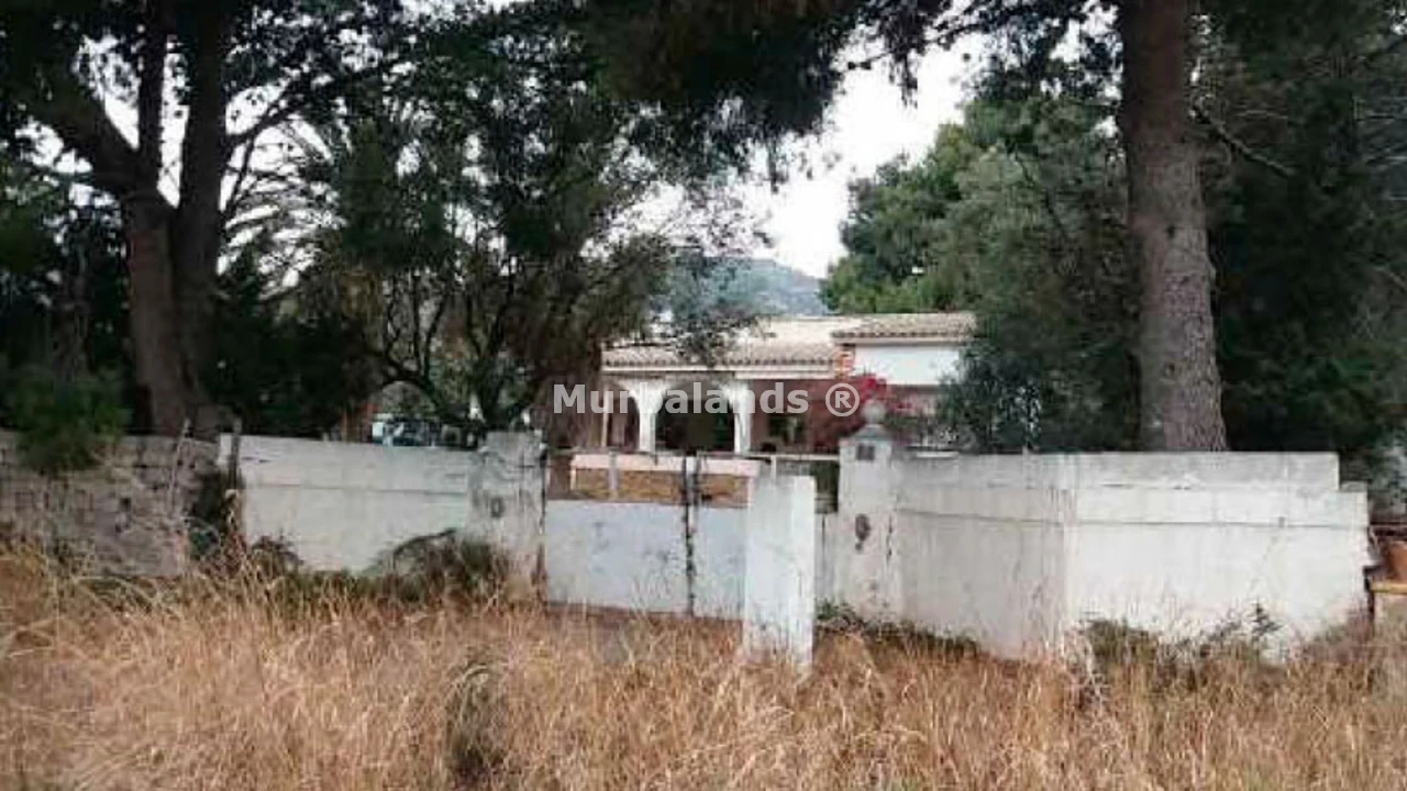 Foto de un terreno o una obra parada para mostrar en el detalle del inmueble