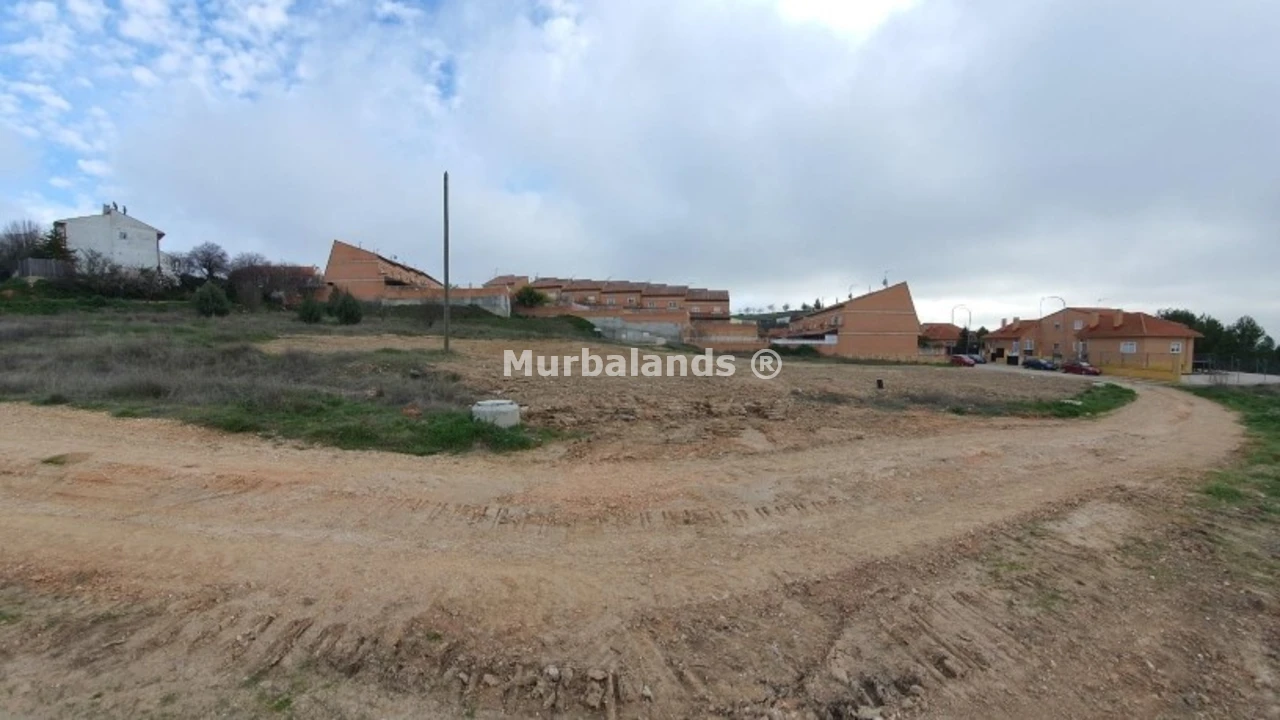Foto de un terreno o una obra parada para mostrar en el detalle del inmueble