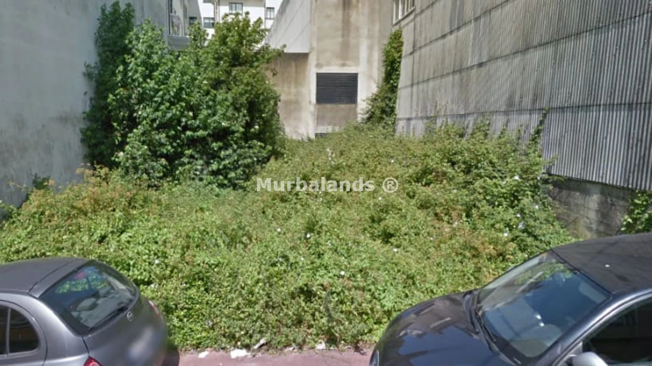 Foto de un terreno o una obra parada para mostrar en el detalle del inmueble