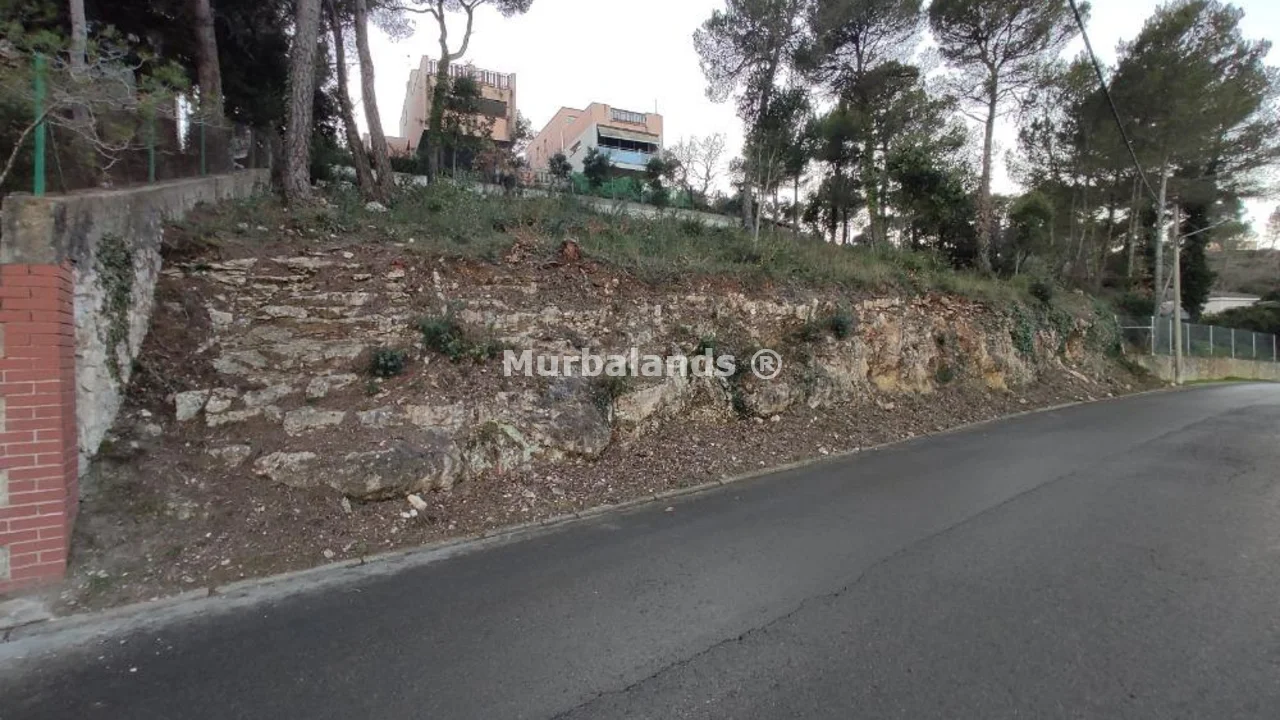 Terreno destacado