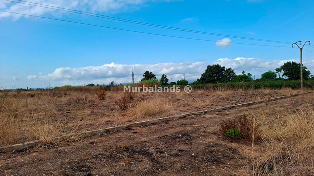 Foto de un terreno o una obra parada para mostrar en el detalle del inmueble