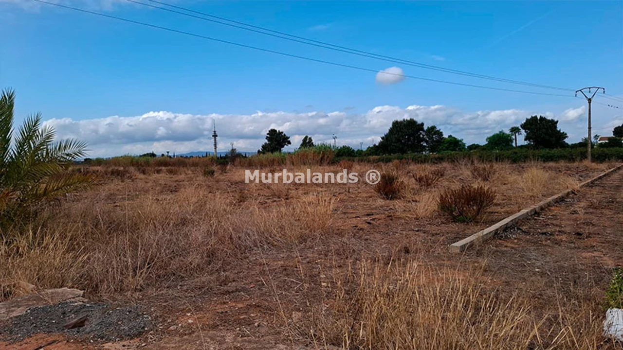 Foto de un terreno o una obra parada para mostrar en el detalle del inmueble